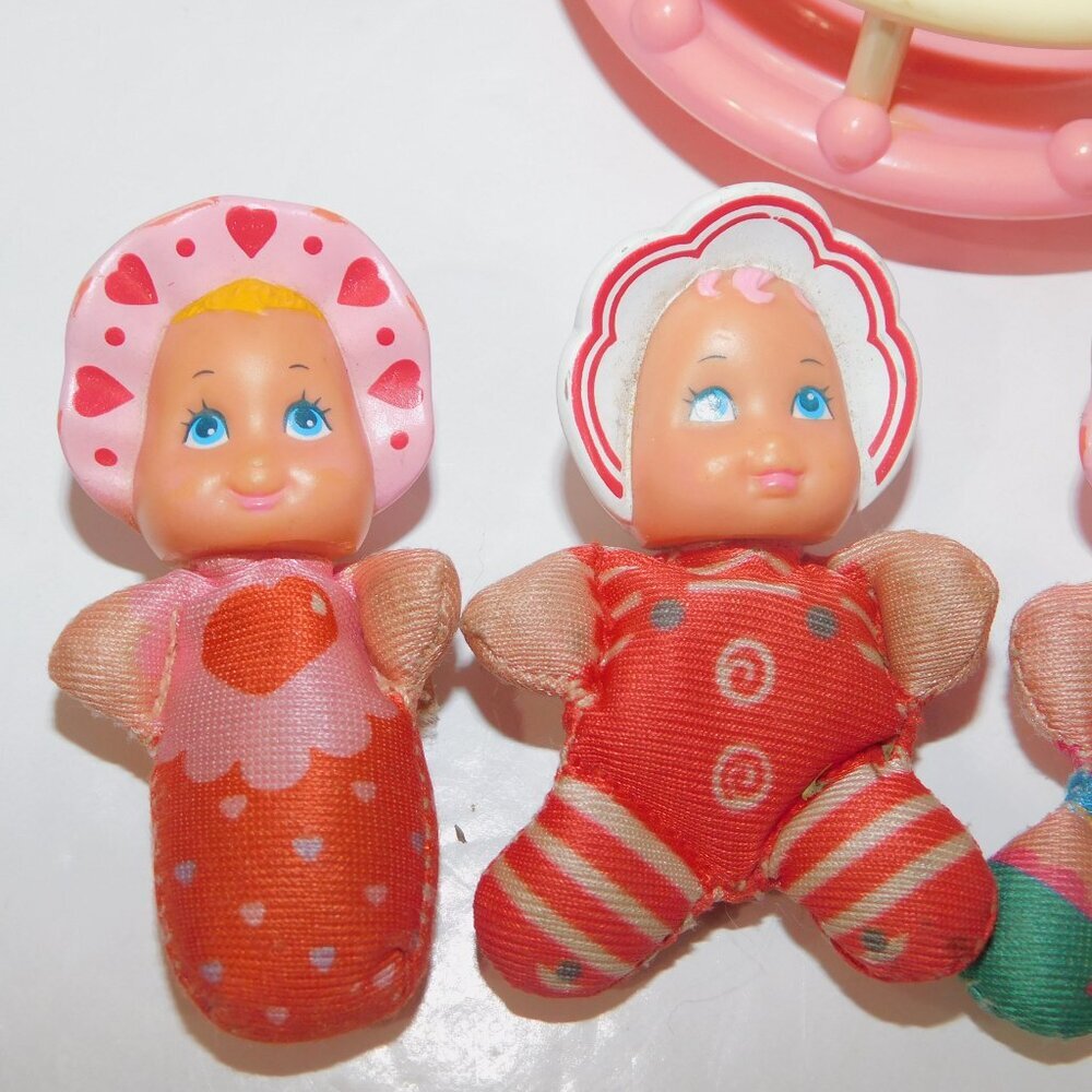 Lot 6 VTG 1989 Galoob So Small Babies 2.5" Mini Beanie Dolls & Merry Go Round - Picture 5 of 7